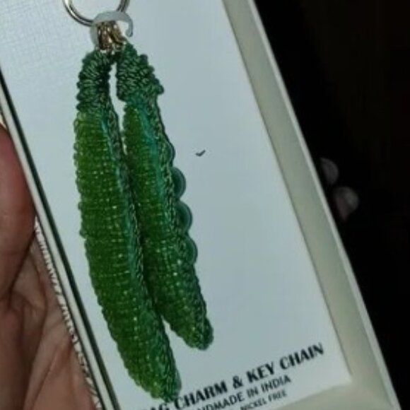 NIB Haute Hippie Emerald Beaded Pea Pods Keychain Bag Charm - Picture 1 of 1